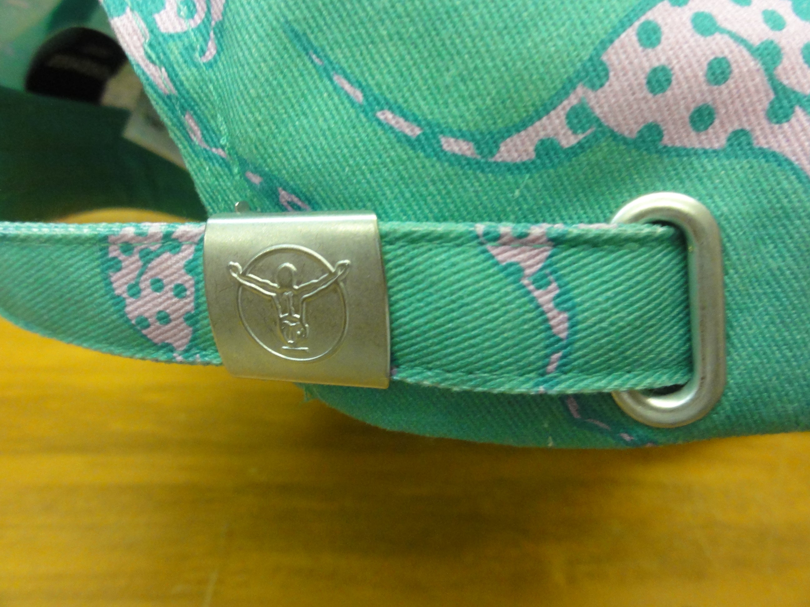 UNISEX CAP 3326121（カラー：16-5721 MARINE GREEN）