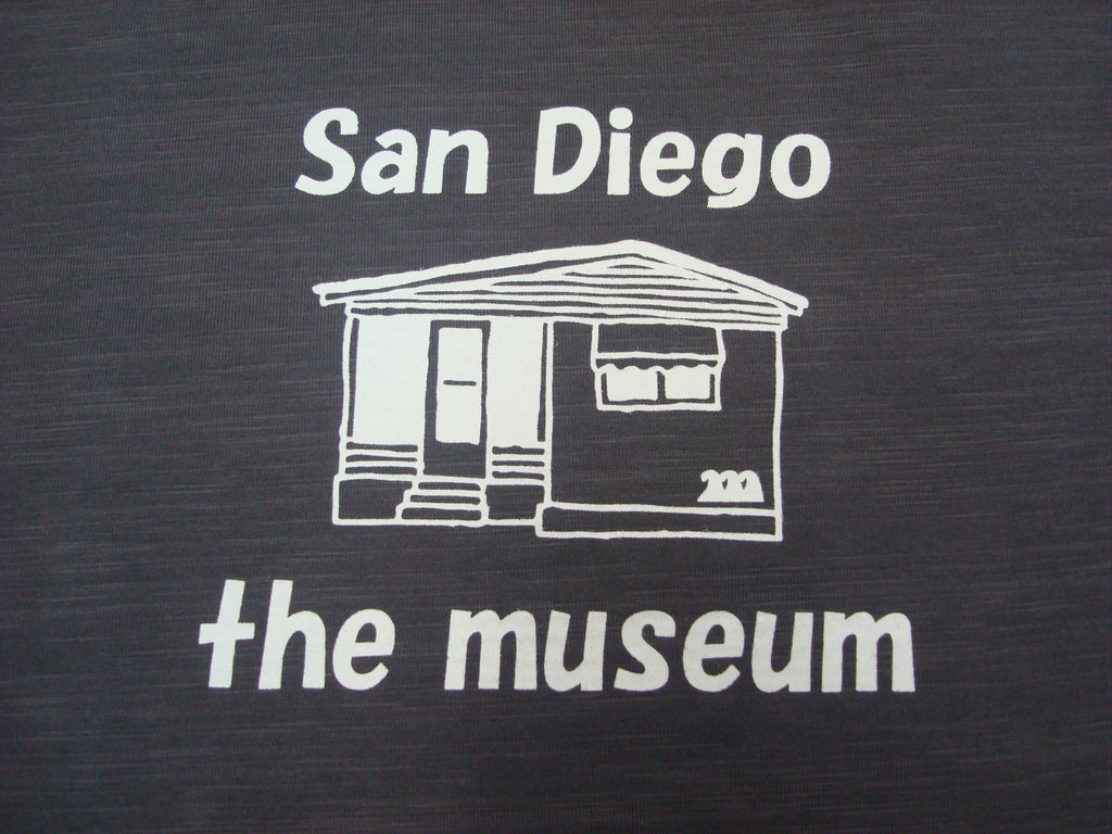 San diego the museum Y-1098C（カラー：チャコールグレー）サイズ：M（日本サイズ）
