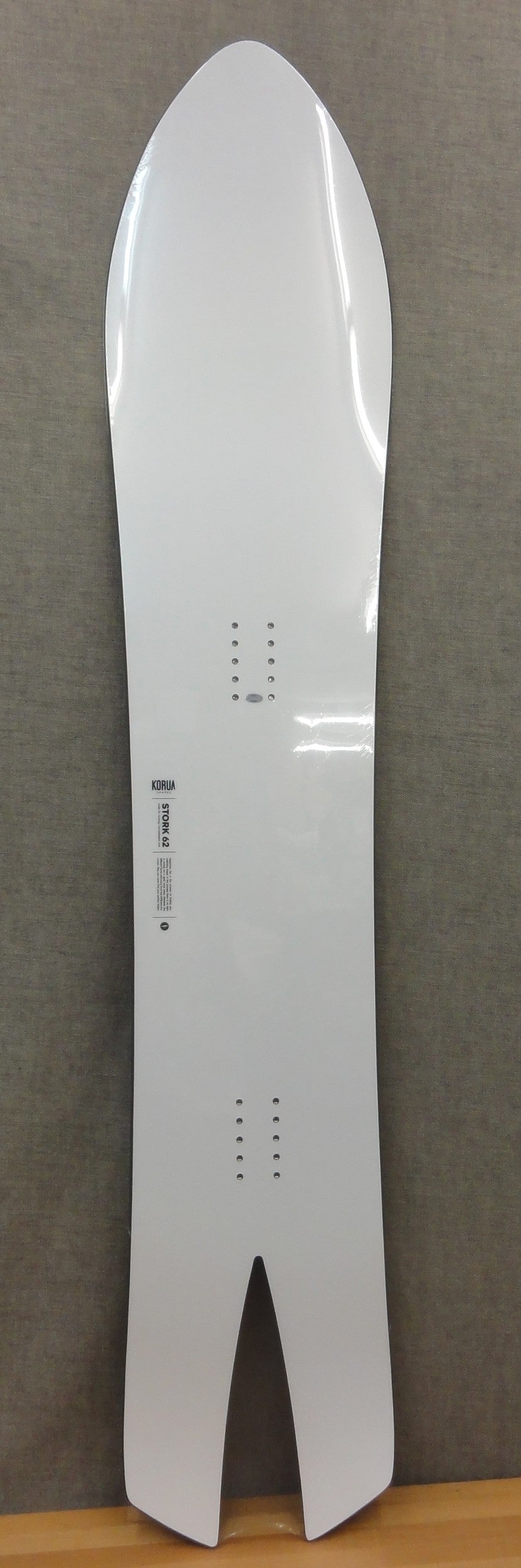 KORUA SHAPES SNOWBOARDS（コルアシェイプススノーボード）STORK（ストーク）162cm　トップシート（Brushed（ブラッシュド））・・店頭のみの販売！・・在庫１点有