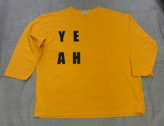 YEAH Y-1014A(ビッグポケットTシャツ) UNISEX(男女兼用)ワンサイズのみ(カラー：マスタード) 日本サイズ