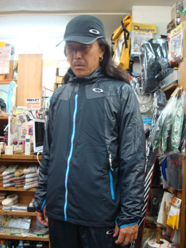 ACCELERATOR WIND WARM JACKET 2.0 419264JP（カラー：JET BLACK 01K）サイズ：L（日本サイズ）