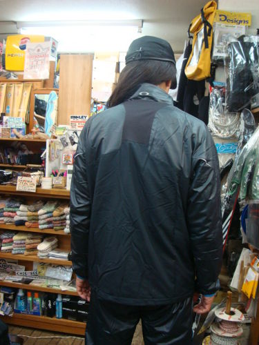 ACCELERATOR WIND WARM JACKET 2.0 419264JP（カラー：JET BLACK 01K）サイズ：L（日本サイズ）