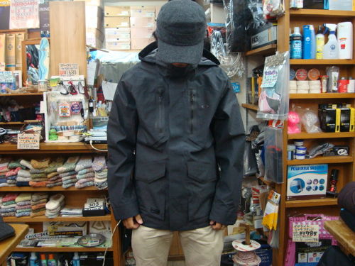 CROWN ZIP JACKET 411556（カラー：JET BLACK 01K）サイズ：L（USサイズ）