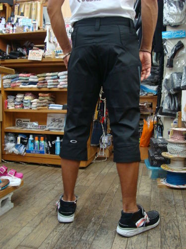 SWAGGER SHORT 429307JP（カラー：JET BLACK 01K）サイズ：34インチ