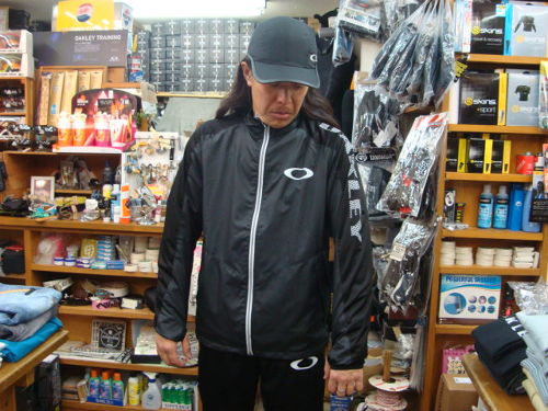 ENHANCE WIND JACKET 2.0 419239JP（カラー：BLACK 001）