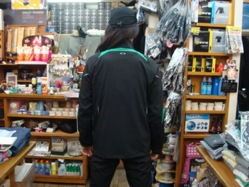 ACCELERATOR WIND JACKET 2.0 419236JP（カラー：BLACK/GREEN 063）サイズ：XL（日本サイズ）