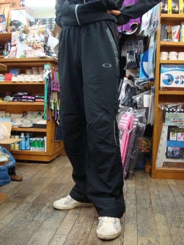 ACCELERATOR WIND PANT 429152JP（カラー：BLACK/GREY 012）サイズ：L（日本サイズ）