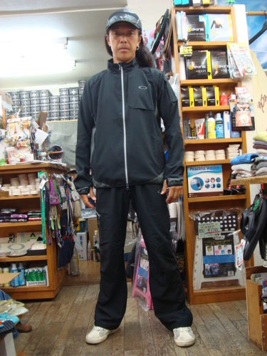 ACCELERATOR WIND PANT 429152JP（カラー：BLACK/GREY 012）サイズ：L（日本サイズ）