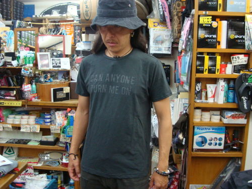 PRINT S/S TEE 110-001
