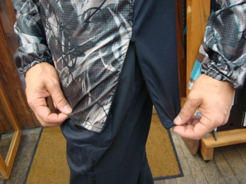 CIRCULAR SUBLIMATION HOODY 411856JP（カラー：JET BLACK 01K）