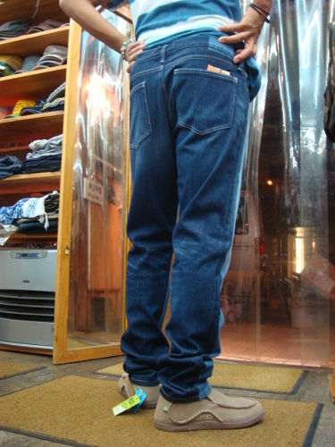 ニットデニム ハンドペイント加工 5PKTデニム 214-034（カラー：WASHED BLUE/INDOGO）サイズ：33インチ