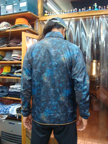 CIRCULAR SUBLIMATION JACKET 1.8 411900JP（カラー：JET BLACK 01K）
