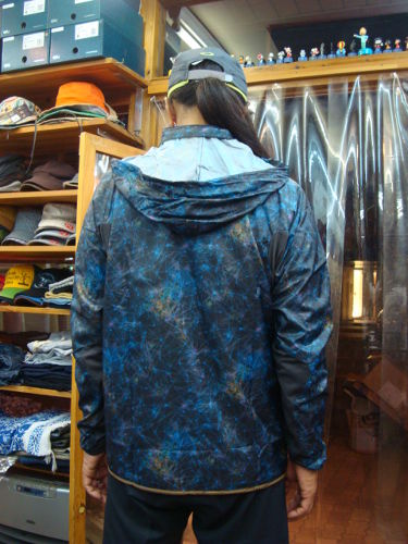 CIRCULAR SUBLIMATION JACKET 1.8 411900JP（カラー：JET BLACK 01K）