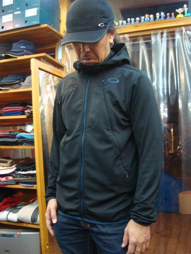 VIABILITY TECHNICAL FLEECE JACKET 2.0 461333JP（カラー：JET BLACK 01K）サイズ：XL（日本サイズ）