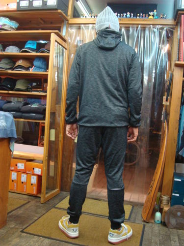 CIRCULAR TECHNICAL FLEECE LONG PANT 4.8 422012JP（カラー：JET BLACK 01K）