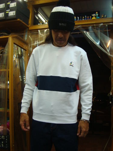 FX15-508 FLA"G Crewneck"（カラー：white）サイズ：M（日本サイズ）