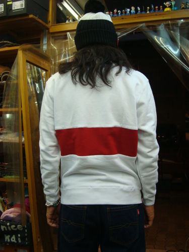 FX15-508 FLA"G Crewneck"（カラー：white）サイズ：M（日本サイズ）