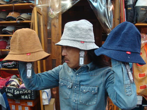 RB3529 THE TULIP WATCH HAT
