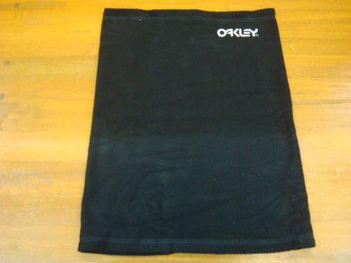FACTORY NECK GAITER 911808（カラー：BLACKOUT 02E）
