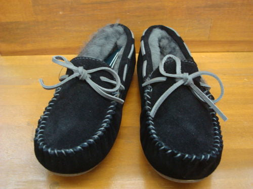 Amity（カラー：Black/Charcoal）