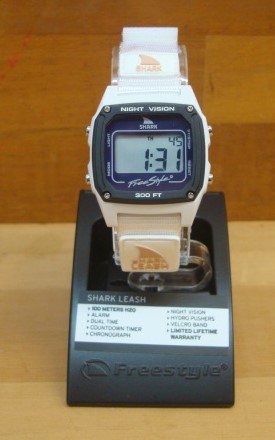 SHARK CLASSIC LEASH(シャーククラシックリーシュ) STYLE #101064（カラー：White Dolphin）