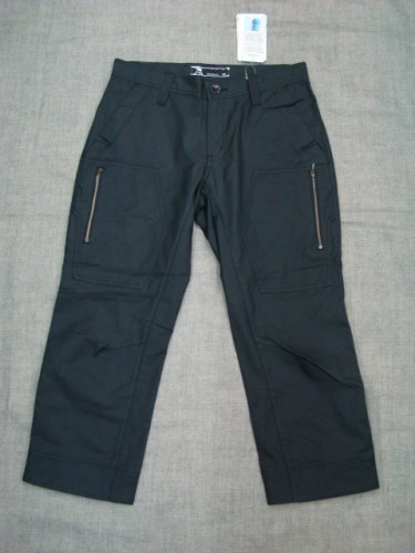 SKULL CONCEALMENT CROPPED PANT 449054JP（カラー：BLACK 001）