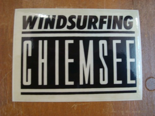 WIND SURFING CHIEMSEEステッカーロゴ（カラー：ブラック）