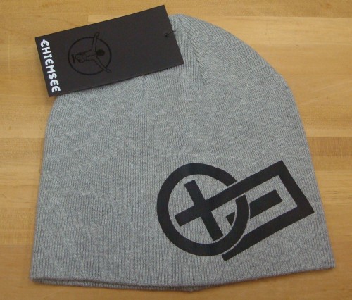 UNISEX BEANIE 3325003（カラー：17-4402M NEUTRAL GRAY MELANGE）