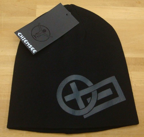 UNISEX BEANIE 3325003（カラー：19-3911 BLACK BEAUTY）