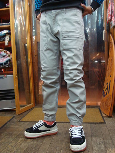 FP SCOUT PANT 421992（カラー：STONE GRAY 22Y）