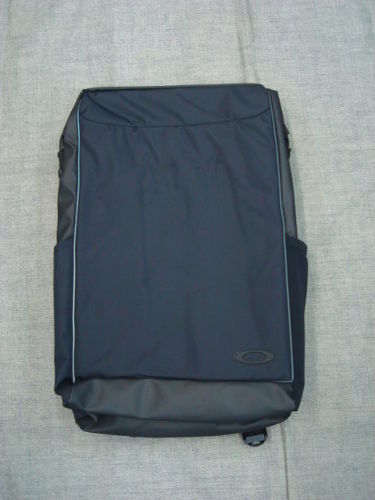 ESSENTIAL-S BUCKLE PACK 921138JP（カラー：BLACKOUT 02E）